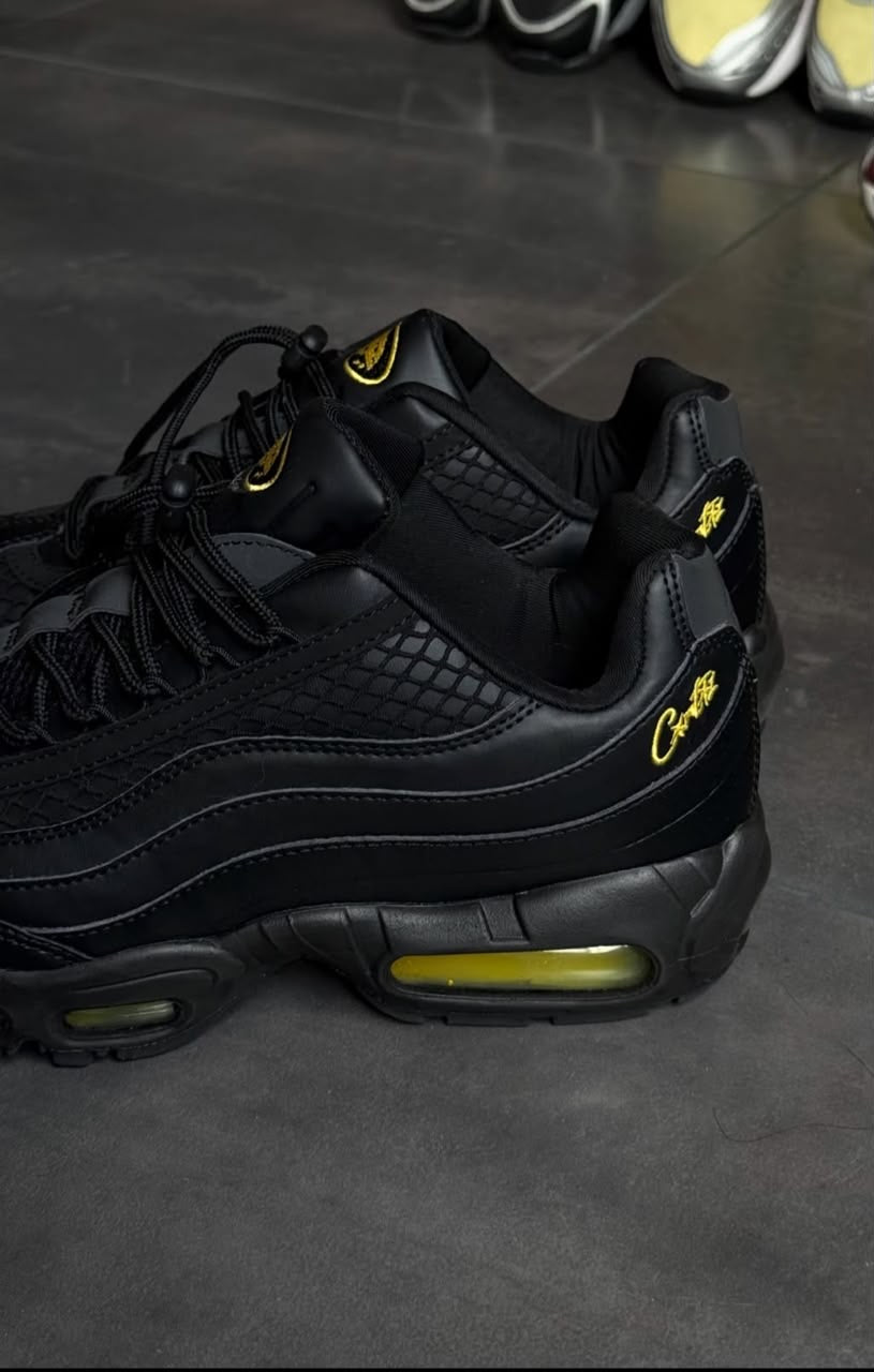 Nike air Max cortège 95 disponible