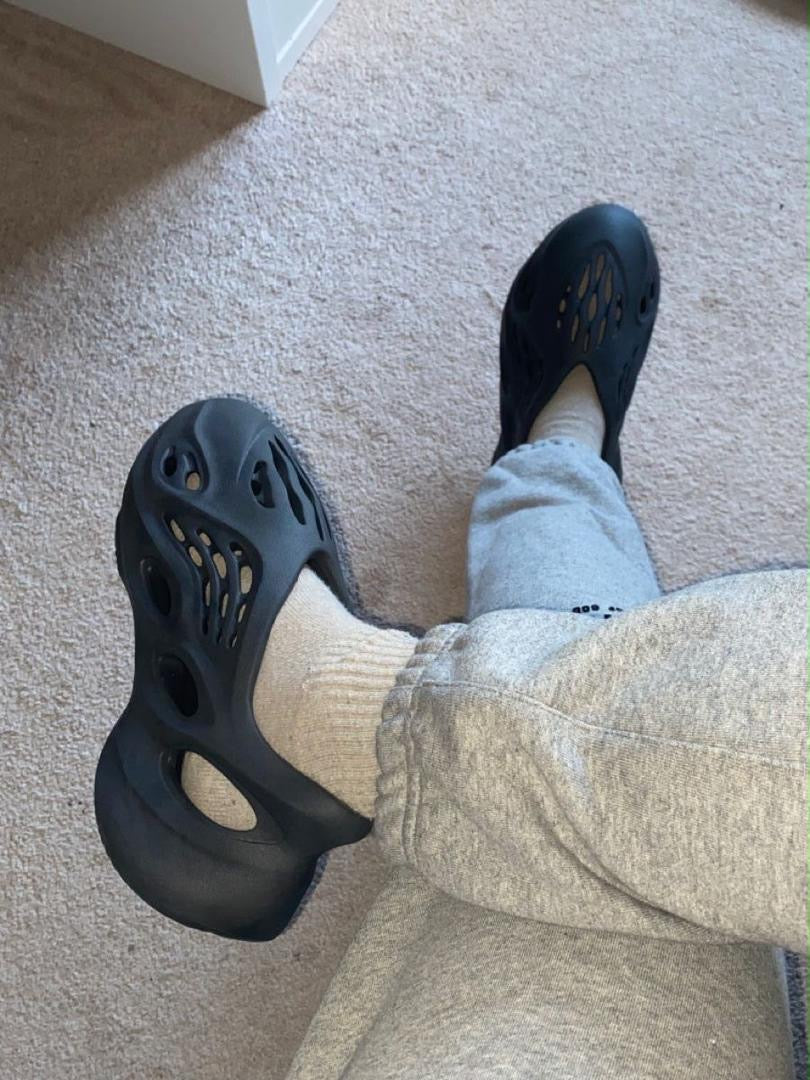 Cheussou yeezy foem