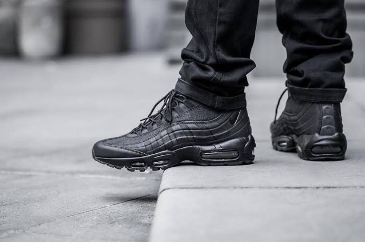 Nike air Max cortège 95 disponible